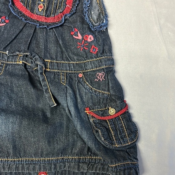 Mexx - LIKE NEW - Charming Denim dress with Red Accents - Picture 5 of 6